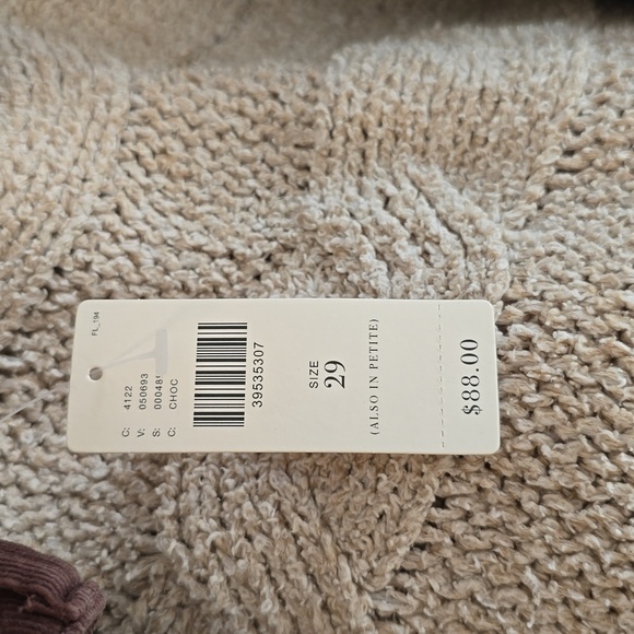 NWT, Anthropologie, Purple Corduroy pants, Size 29 - Picture 3 of 3